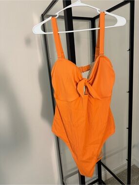 Old Navy Orange Ribbed One-Piece Swimsuit Sz 2X